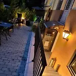 Apart Otel Complex Living 3*
