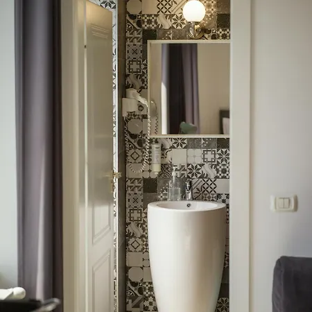 Complex Living Aparthotel 4*