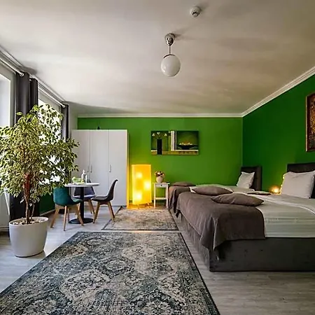 Complex Living 4*