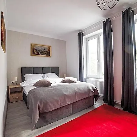 Complex Living 4*