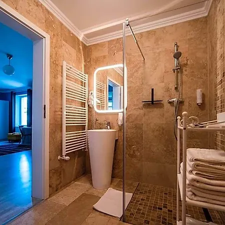 Hotel apartamentowy Complex Living