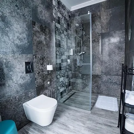 Complex Living