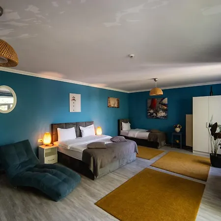 Complex Living 3*