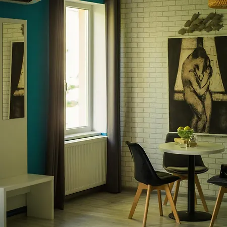 Ξενοδοχείο με διαμερίσματα Complex Living 3*