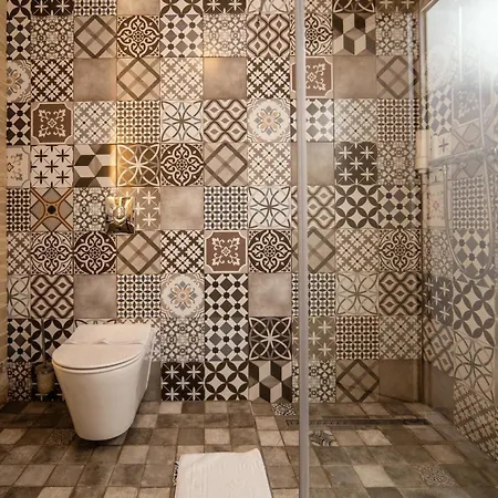 Complex Living Ξενοδοχείο με διαμερίσματα 3*