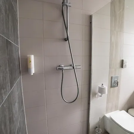 Ξενοδοχείο με διαμερίσματα Complex Living