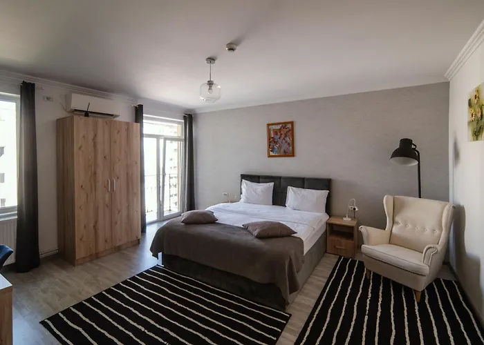 公寓式酒店 Complex Living