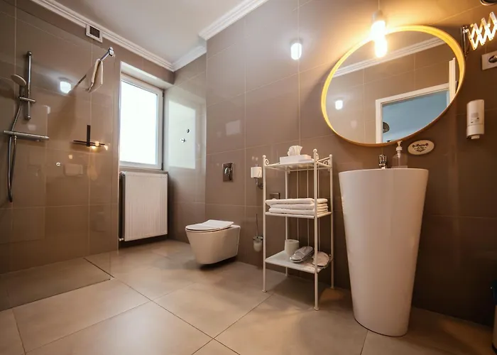 Complex Living 3* 蒂米什瓦拉